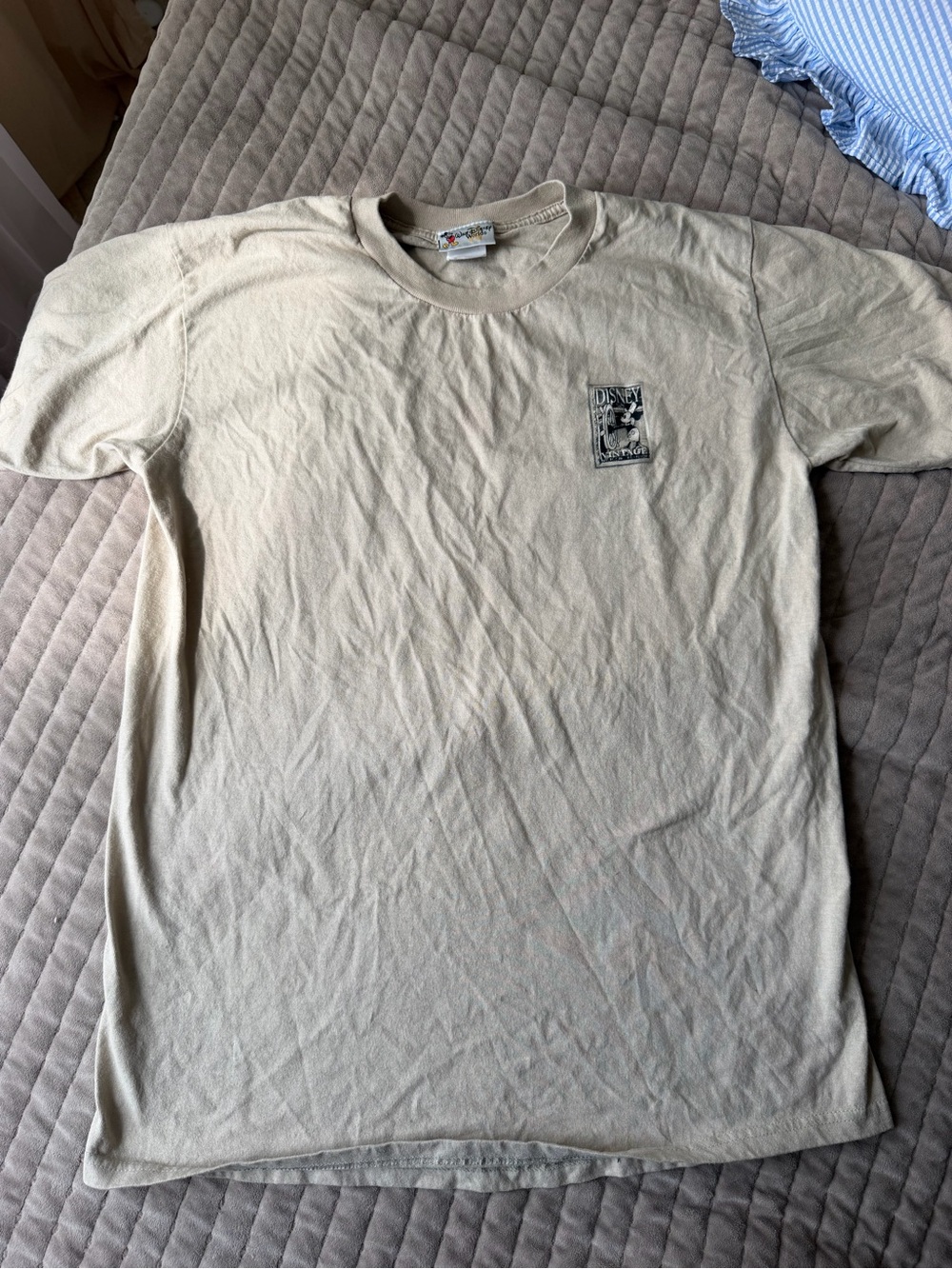 Men's Disney Cream Short-Sleeve Graphic Tee